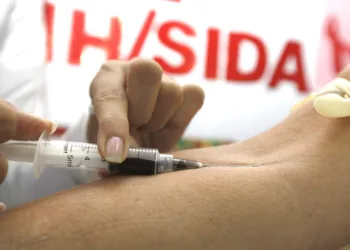 Nuevas infecciones y mortalidad por VIH/sida bajan significativamente en Centroamérica