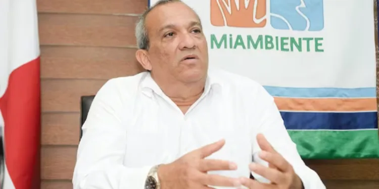 Activistas piden la destitución del ministro de Ambiente de Panamá tras la crisis minera