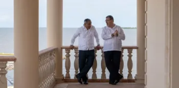 Bernardo Arévalo se reúne con el primer ministro de Belice