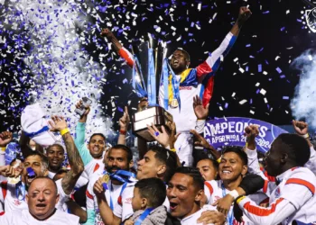 Olimpia remonta y se corona campeón de Honduras