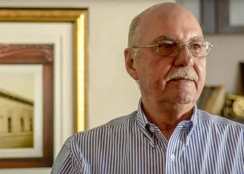 Ordenan arresto de expresidente salvadoreño Cristiani y exdiputados por “encubrir” a responsables de masacre