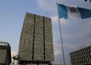 Pese a la crisis, el Banco Central de Guatemala dice que la economía cierra “bien” en 2023