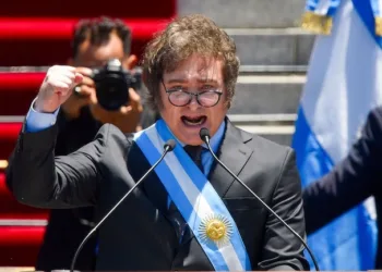 Milei asegura que está haciendo todo “para evitar una catástrofe”