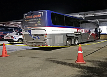 Aplican extinción de dominio a autobús de empresa costarricense de pasajeros