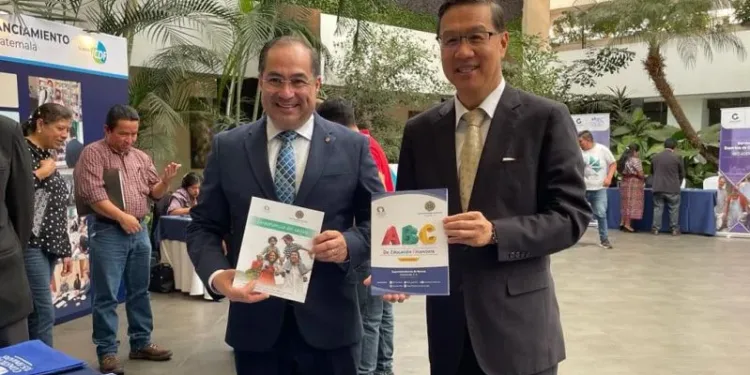 Taiwán desarrolla feria para promocionar la inclusión financiera en Guatemala