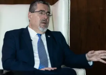 Comunidad internacional alza la voz en defensa de Bernardo Arévalo y la democracia guatemalteca