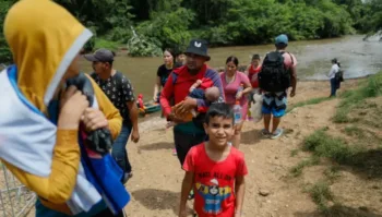 Más de 539,000 migrantes cruzaron el Darién en 2023, revela autoridad colombiana