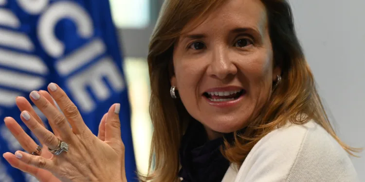 BCIE priorizará planes para enfrentar migración y cambio climático en Centroamérica