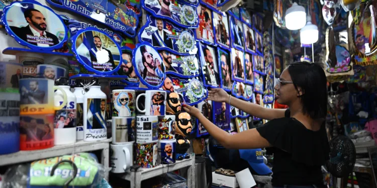 La “Bukelemanía” anima una elección sin sorpresa a la vista en El Salvador