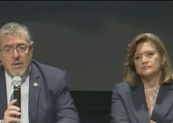 Presidente electo de Guatemala presenta a sus 14 futuros ministros