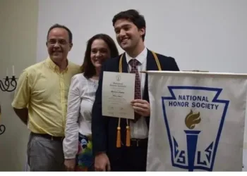 Dictadura excarcela y destierra al esposo y al hijo de la exdirectora Miss Universo Nicaragua