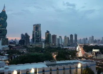 FMI destaca la solidez del sistema bancario de Panamá