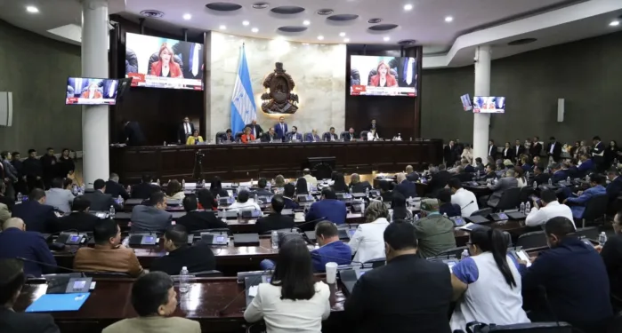 Congreso de Honduras aprueba con 73 votos su nueva junta directiva