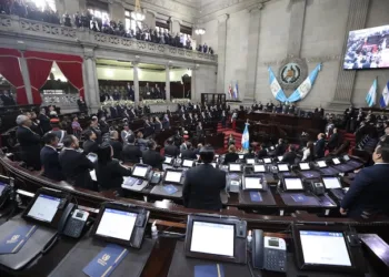 Arévalo atrasos en su toma de posesión