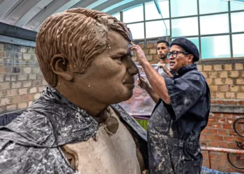 Torrijos-Carter: un histórico acuerdo inmortalizado en bronce