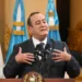 Presidente de Guatemala se queja que comunidad internacional “lo amenazó” si no entregaba el Ejecutivo