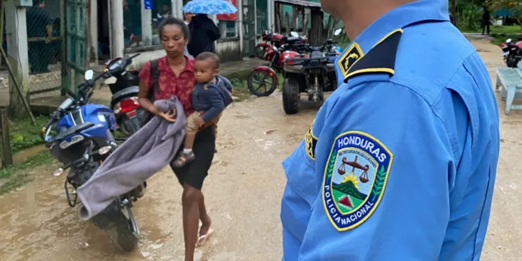 Disturbios en Caribe hondureño por operación militar antidrogas que deja un muerto