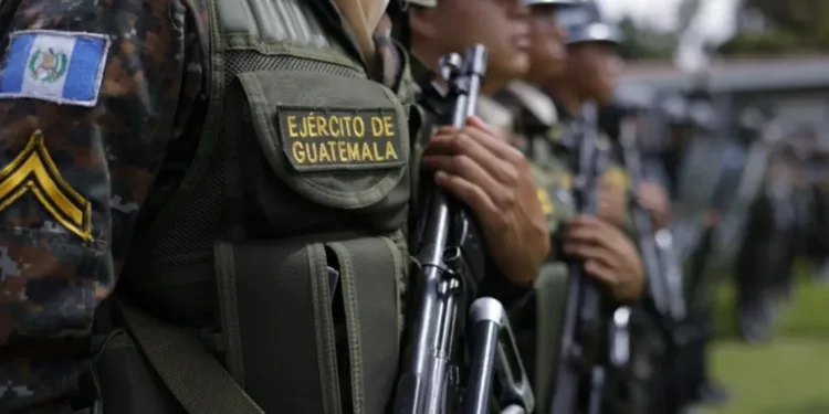 Ejército de Guatemala desmiente rumores de un estado de excepción