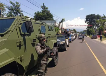 Narcos mexicanos se enfrentan a tiros con militares guatemaltecos en la frontera
