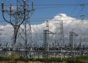 Panamá licita 500 megavatios de energía renovable a largo plazo