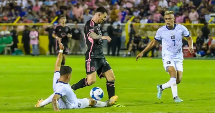 Selección salvadoreña empata sin goles con el Inter Miami de Messi