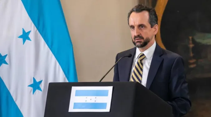 Ministro de la Presidencia de Honduras dice que convocarán a diálogo por el empleo