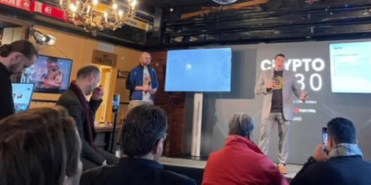 El Salvador defiende en Davos la adopción del bitcoin