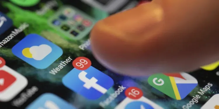 Siete de cada diez guatemaltecos acceden a internet a través de un celular