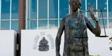 Partidos opositores hondureños denuncian intenciones oficialistas “oscuras” para controlar salas de la Corte Suprema