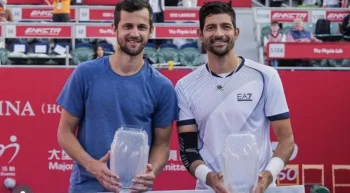 Tenista salvadoreño Marcelo Arévalo y el croata Mate Pavic conquistan el Hong Kong Open en dobles