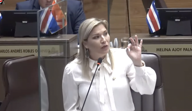 Costa Rica endurecerá libertad condicional por delitos graves y construirá megacárcel