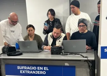 Tribunal Electoral salvadoreño realiza simulacro de transmisión de datos de presidenciales y legislativas