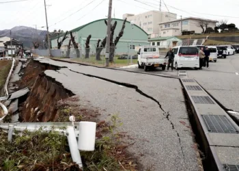 Violentos sismos en Japón provocan olas de tsunami