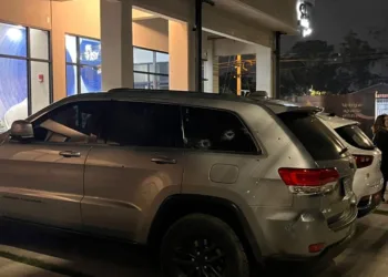 Tiroteo causa zozobra en exclusiva zona turística de la capital costarricense