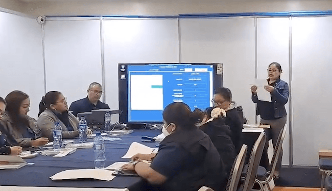 Comienza escrutinio final de elecciones en El Salvador