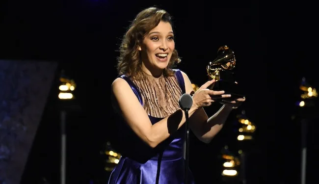 La guatemalteca Gaby Moreno gana Grammy a mejor álbum pop