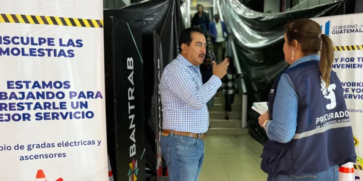 Investigan presunta corrupción en millonaria compra de gradas eléctricas de aeropuerto La Aurora de Guatemala