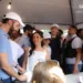 Nayib Bukele vota en San Salvador entre un mar de seguidores