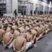 Bukele insiste en que la solución al crimen es “meter a la cárcel” a los malos