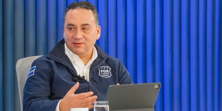 No hay denuncias formales de irregularidades electorales, dice fiscal general de El Salvador