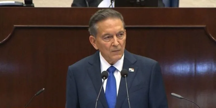 Presidente de Panamá dice que no ha tenido contacto con dictadura de Nicaragua por asilo de Martinelli