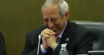 Juramentan experto financiero para seguir caso de enriquecimiento ilícito de exdiputado salvadoreño