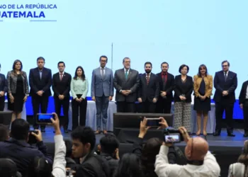 Presidente de Guatemala lanza la Comisión contra la Corrupción