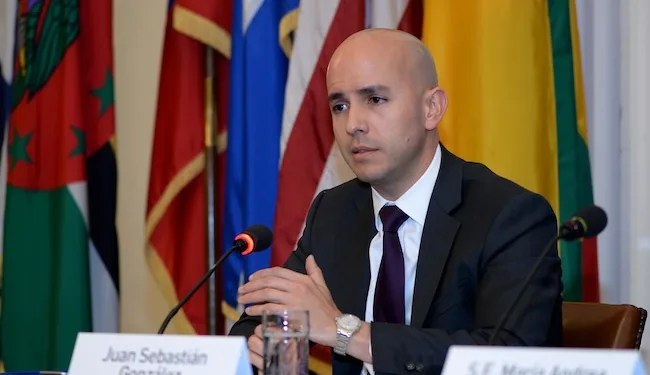 Renuncia el principal asesor de Biden para América Latina