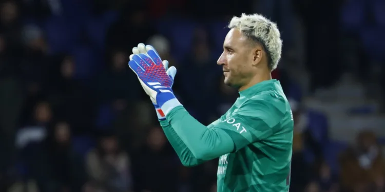 Keylor Navas regresa a la titularidad con el PSG