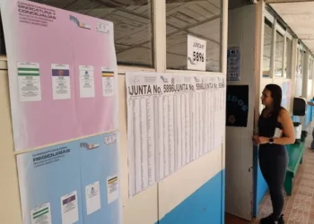 Partidos de oposición se imponen en elecciones municipales en Costa Rica