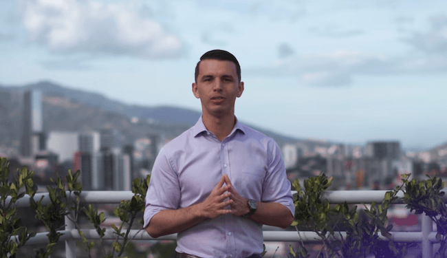 Joven historiador se convierte en el nuevo alcalde de la capital de Costa Rica