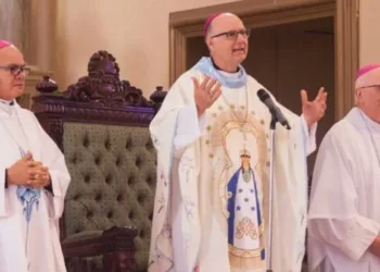 Obispo de Tegucigalpa pide por mujeres y migrantes en misa a la Virgen de Suyapa