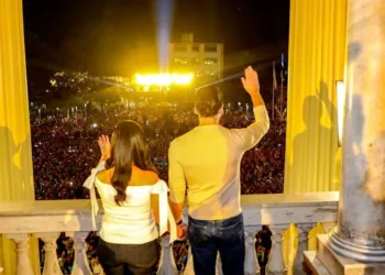 La Unión Europea felicita a Nayib Bukele y dice que su victoria es clara