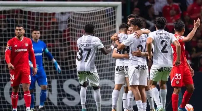 Herediano remonta ante Toluca y avanza a octavos en la Concachampions